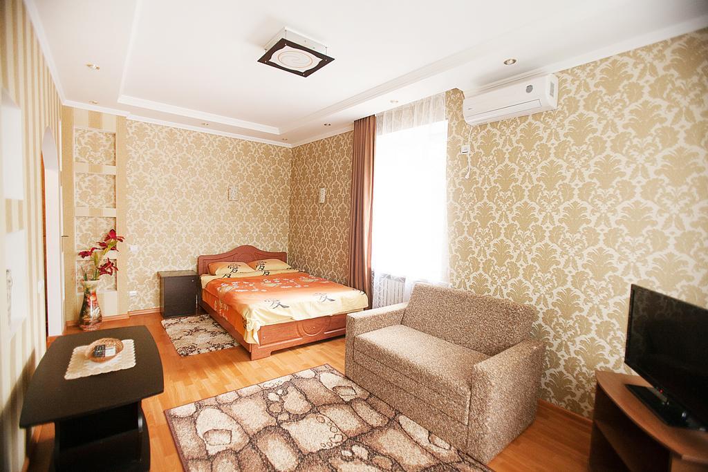 Poltavaсity Apartments Room photo